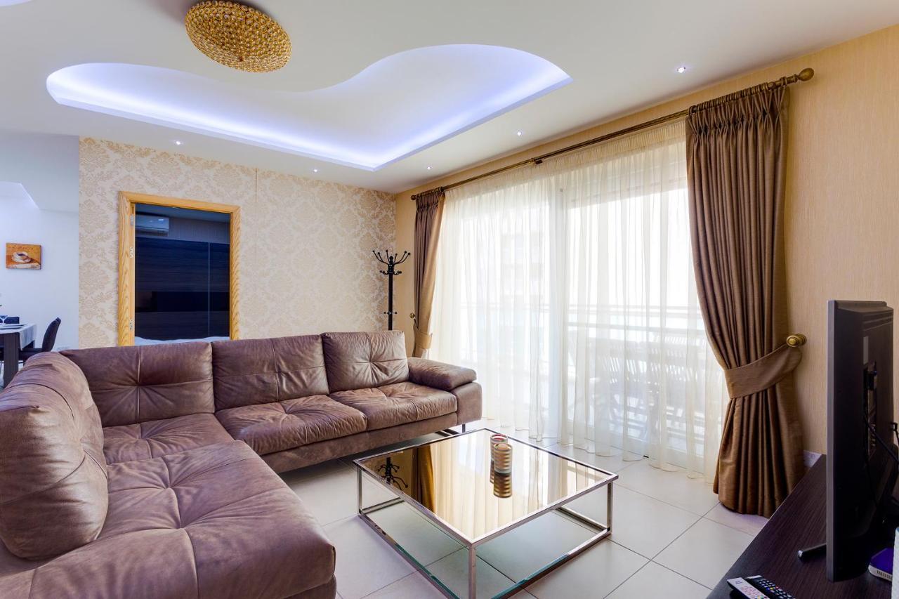 Luxury Apt W/ Side Seaviews And Pool, Top Location Sliema Exterior foto