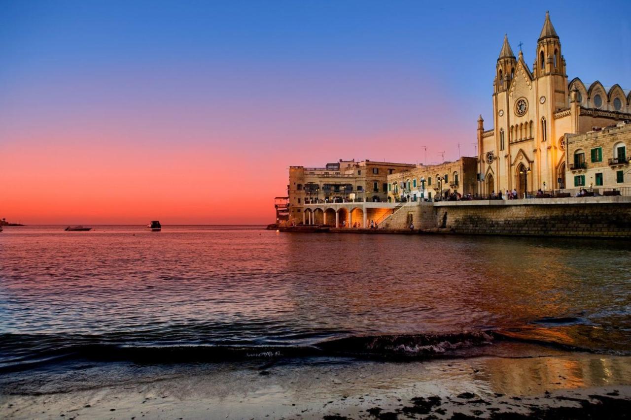 Luxury Apt W/ Side Seaviews And Pool, Top Location Sliema Exterior foto